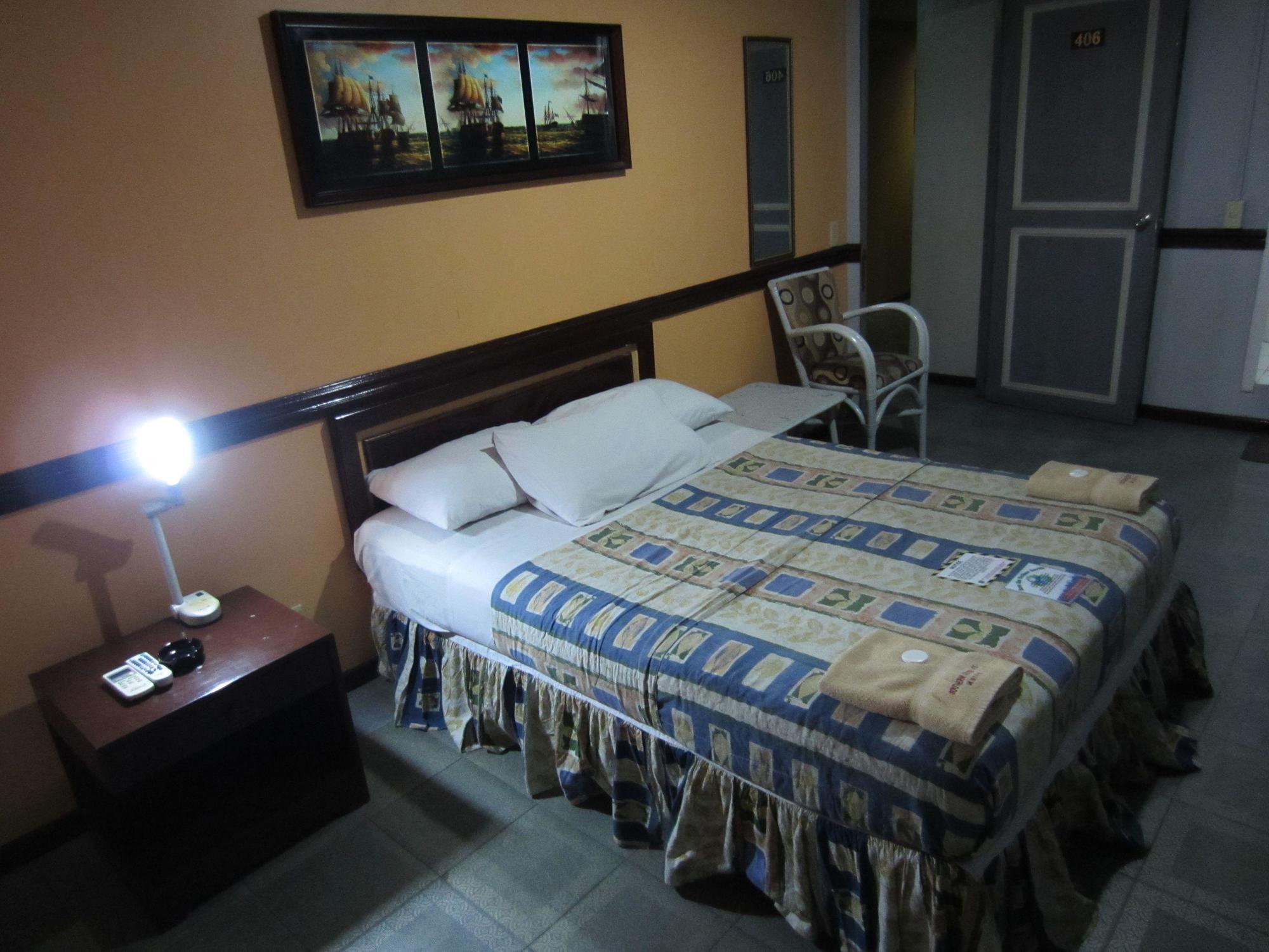 The Southern Cross Hotel Manila Ngoại thất bức ảnh