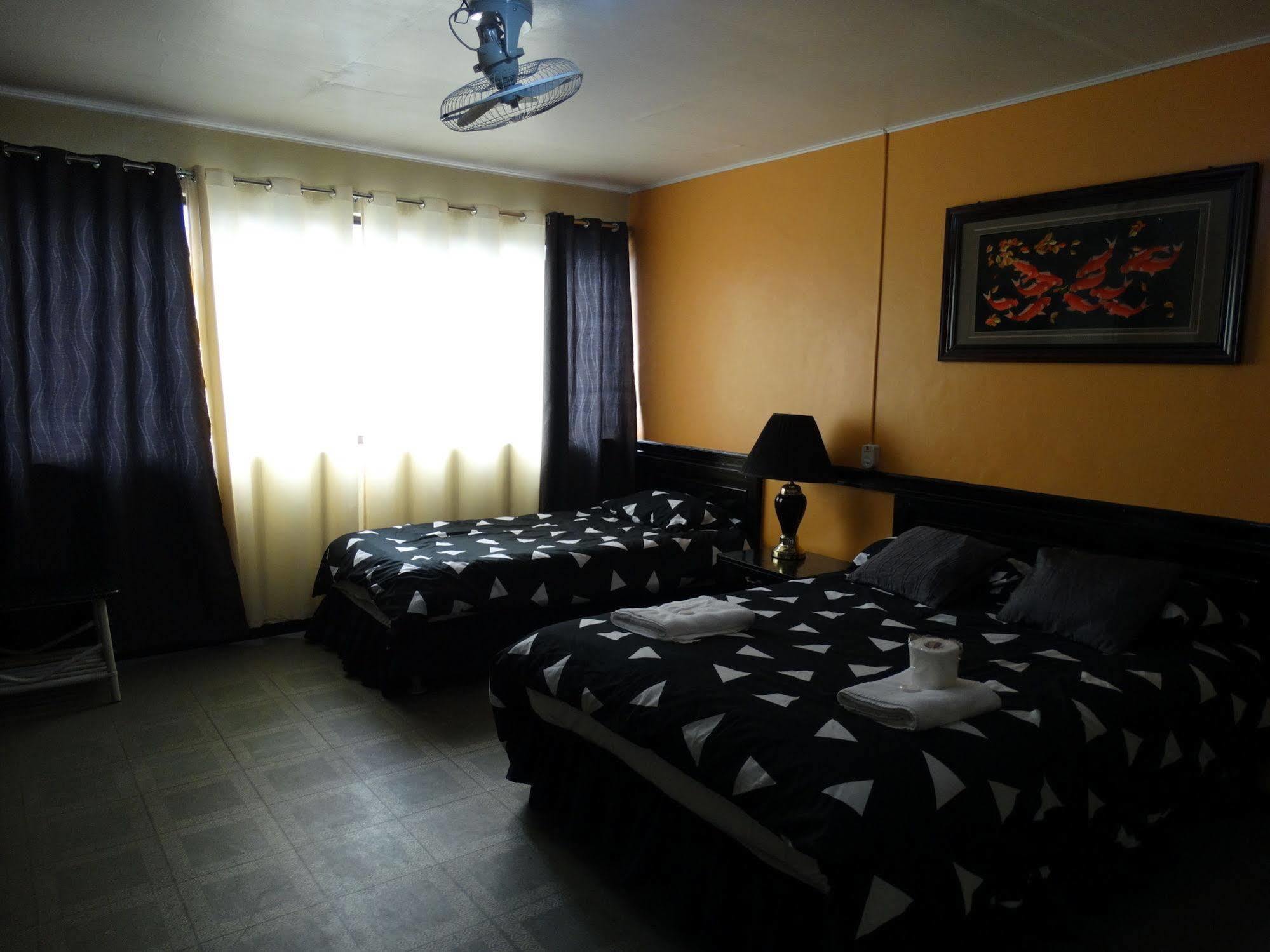 The Southern Cross Hotel Manila Ngoại thất bức ảnh