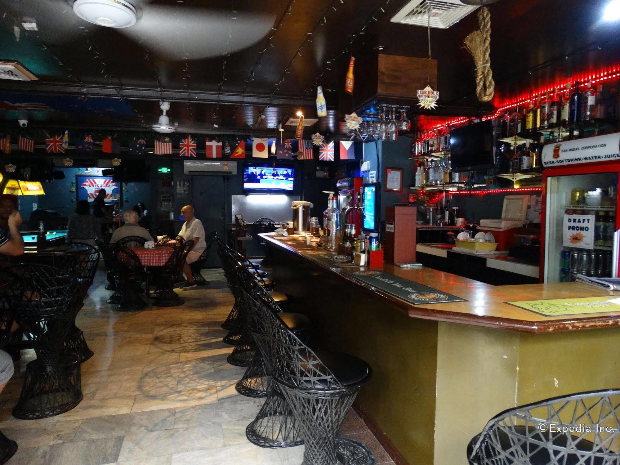 The Southern Cross Hotel Manila Ngoại thất bức ảnh